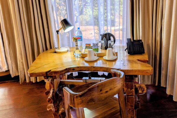 double villa desk AwwwMSABAEgGAwGJgUfPAAAAAElFTkSuQmCC